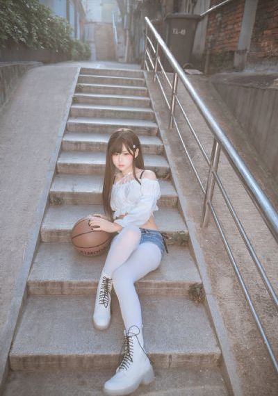 啊轻点灬太粗太长了三男一女_DVD在线手机播放