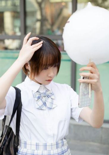 亚洲国产精品一区二区制服换脸_蓝光在线观看电视